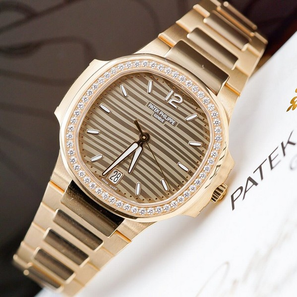 Patek Philippe 7118/1200r-010