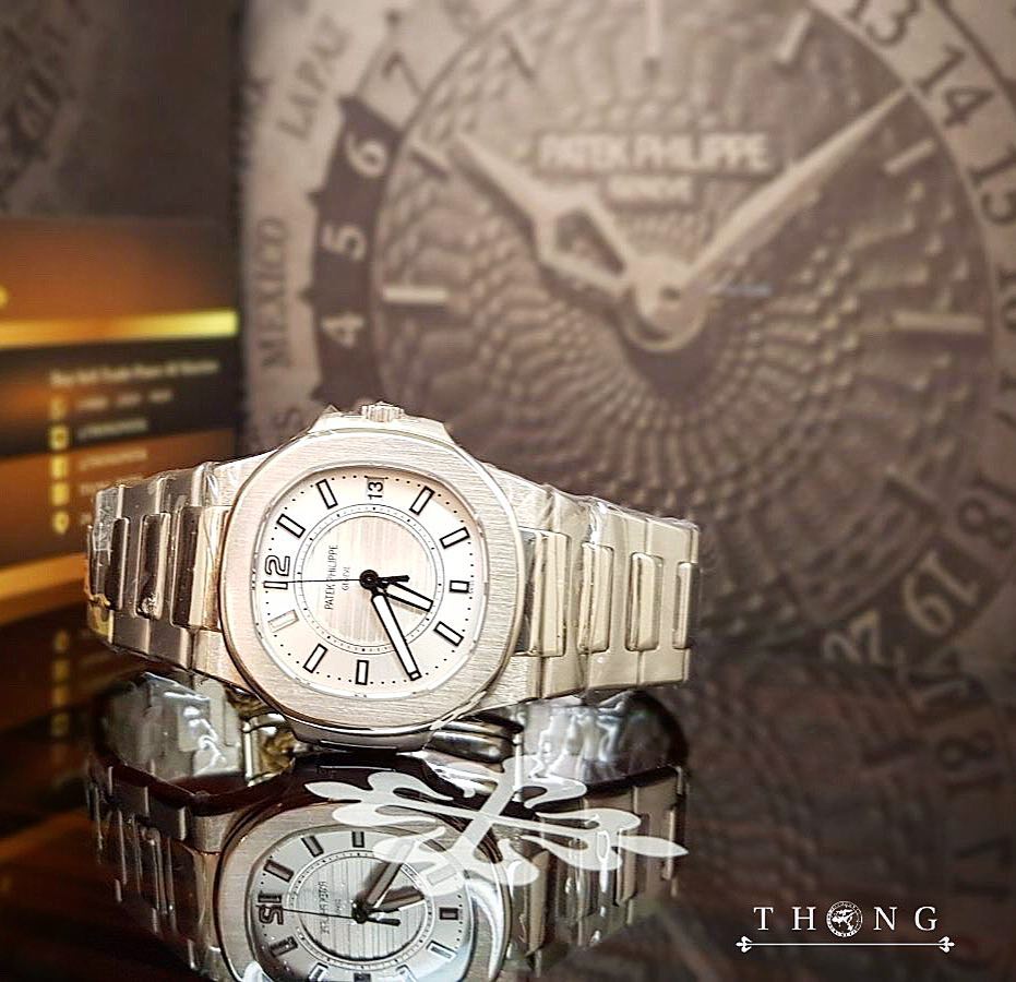 Patek Philippe 7011/1G