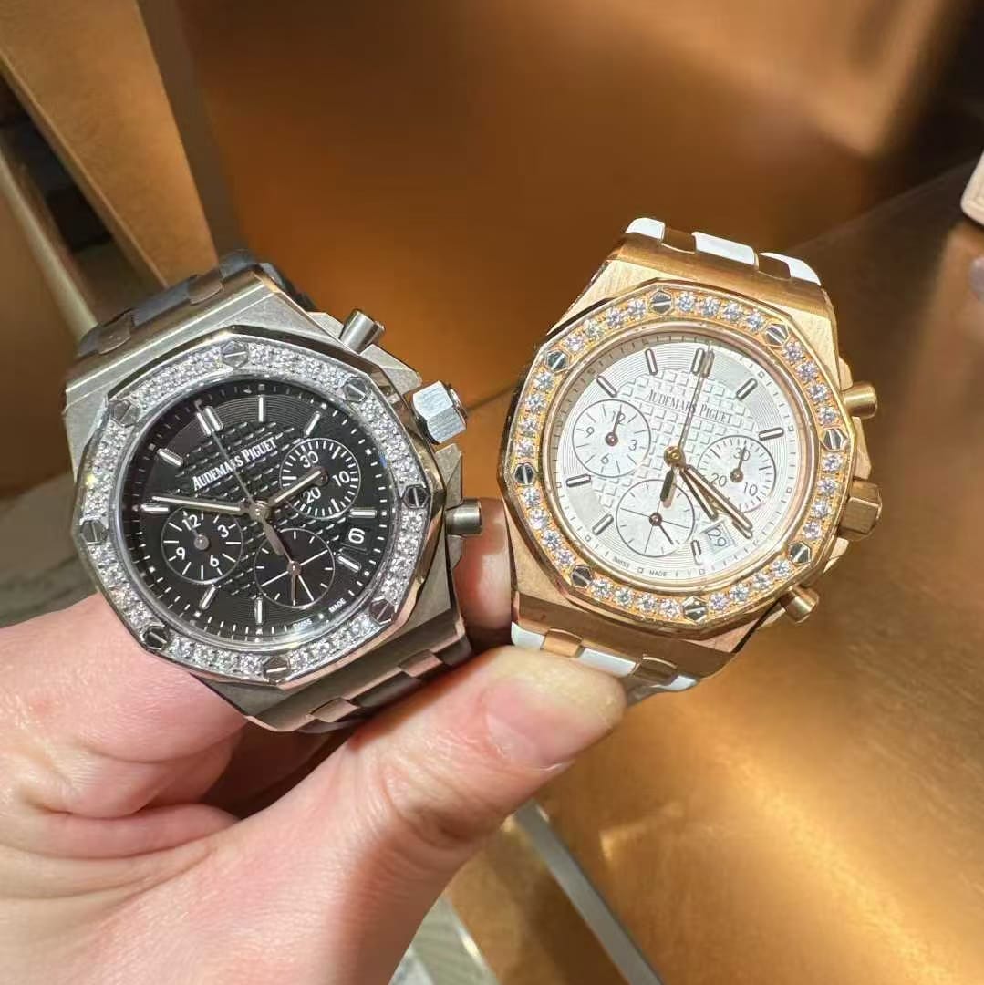 Audemars Piguet Royal Oak Offshore 26231ST & 26231OR